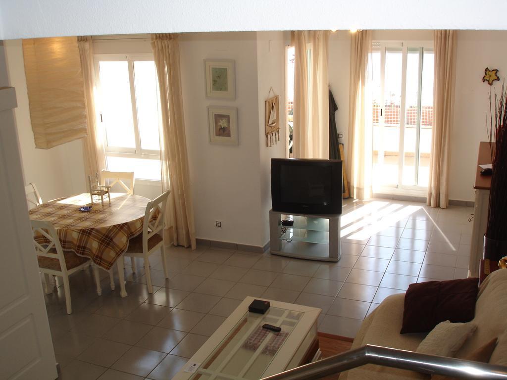 Villamarina Apartments - Zand Properties Benidorm Bilik gambar